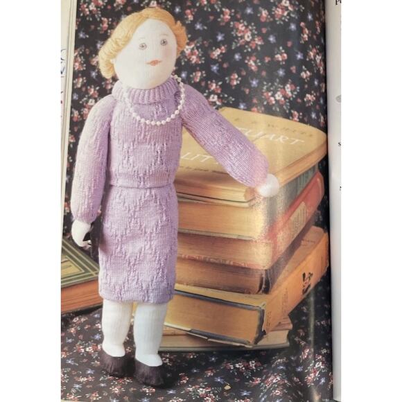 Sock Doll Workshop: 30‎ Delightful Dolls to Create and Cherish Hardback Book - Picture 6 of 7